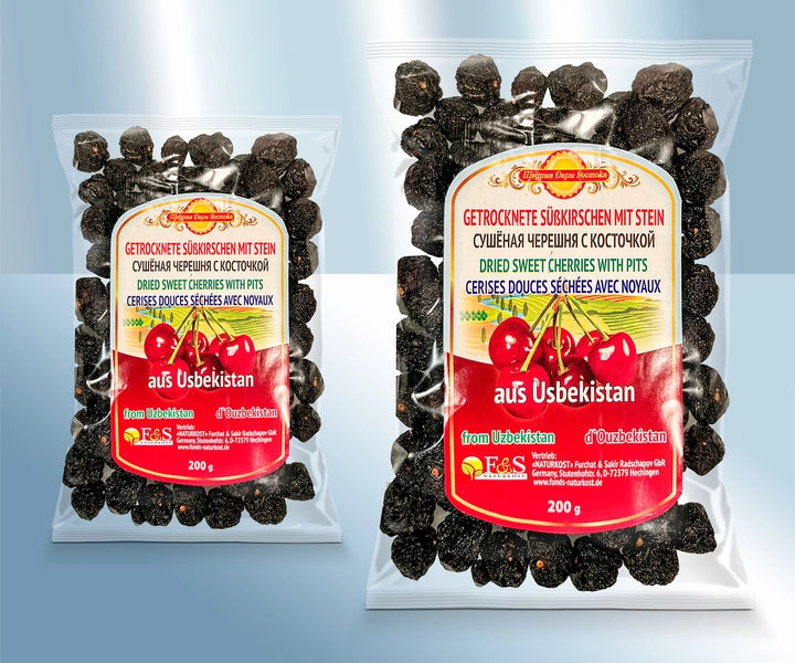 Dried sweet cherries with stone