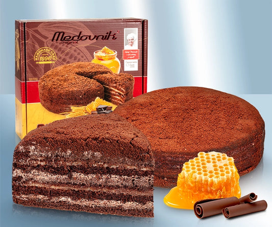 Honey cake ''Medovnik'' with cocoa