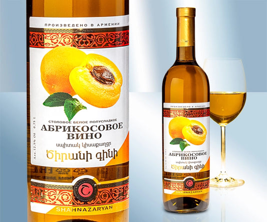Фруктовое десертное вино из 80% абрикосов и 15% яблок, полусухое, 12,5%, 750 мл.