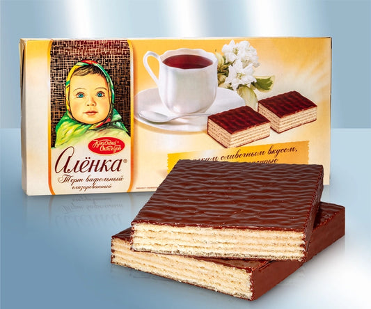Waffle cake with a coating containing cocoa