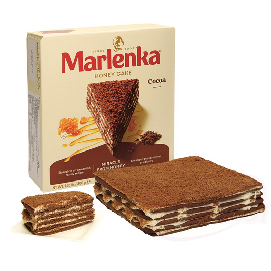 Gâteau au cacao "Marlenka" fourré de 52% de crème et de 5% de miel, surgelé