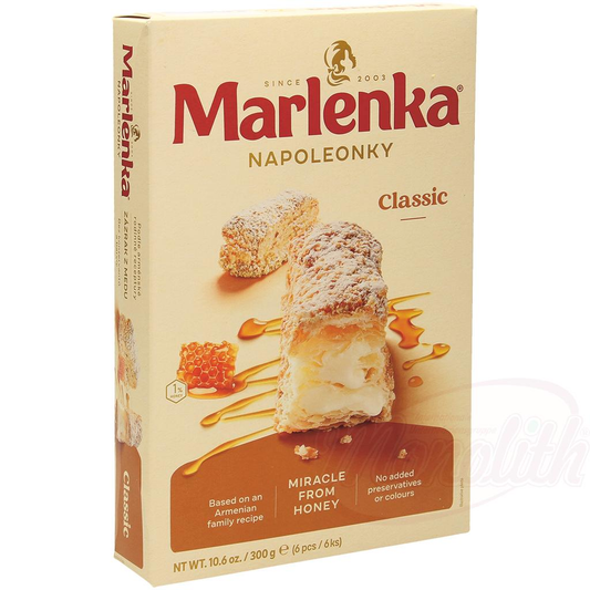 Petits gâteaux en pâte feuilletée fourrés à la crème "Marlenka Napoleonki", surgelés