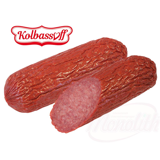Saucisson fumé avec l’arôme de fumée.