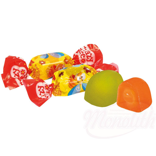 Friandises gélifiées "Crazy Bee" mous fourrés à la gelée ( 12%) au gout fraise des bois, griotte, baies sauvages, pamplemousse, citron et citron vert, orange.