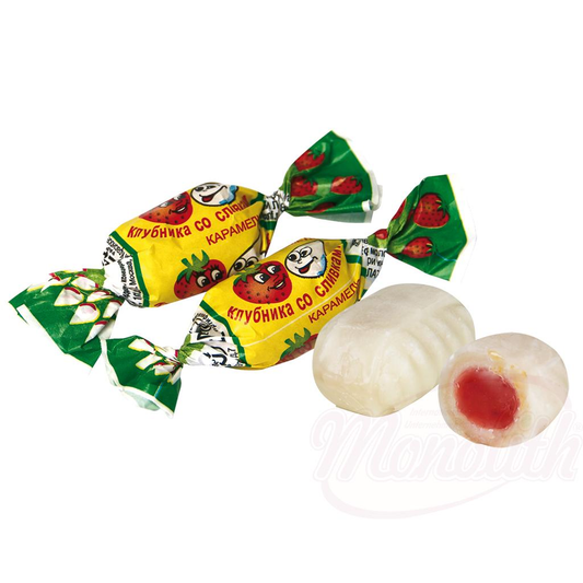 Caramels durs "Klubnika so slivkami" fourrés à 22% au goût de fraise et de crème /lose
