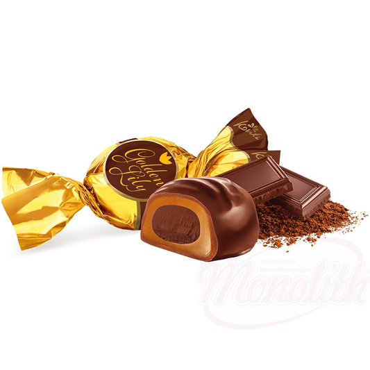 Confiserie à la pomme de terre "Golden Lily" fourrée au goût de cacao (21,8%) et recouverte dun glaçage gras au cacao (22%)/libre
